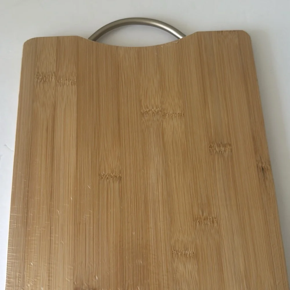 Cook’s bamboo cutting